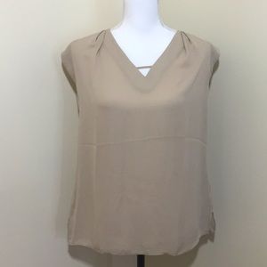 Banana Republic || woman’s  short sleeves blouse size XS